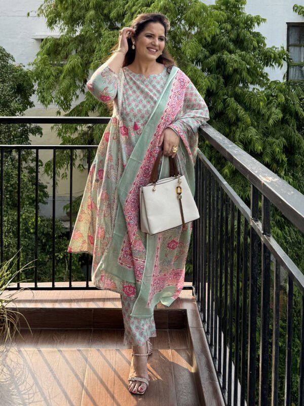 Set de Kurta A-line en coton avec imprimé floral Aqua Pure