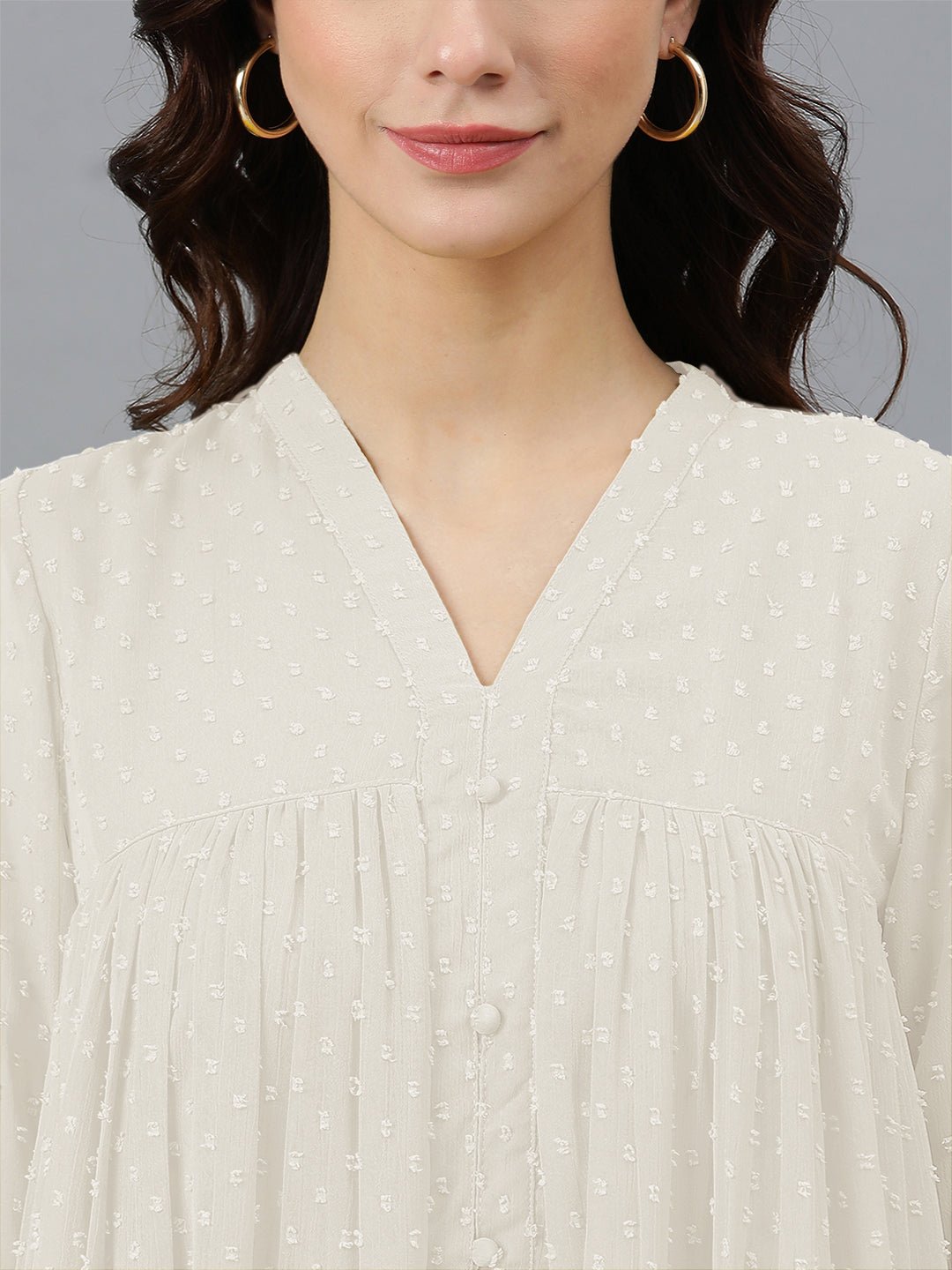 JAC24KR01565_4 JAC24KR01565_4