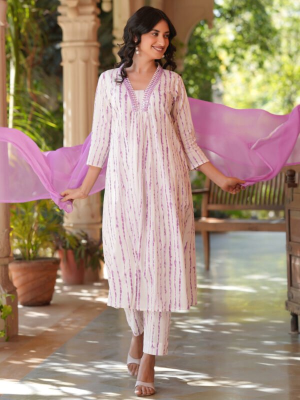White Pure Cotton Tie-Dye A-Line Kurta Set for Elegant Comfort